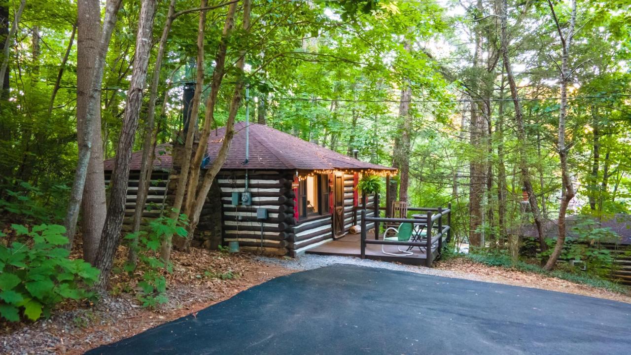 אשוויל Log Cabin Motor Court מראה חיצוני תמונה