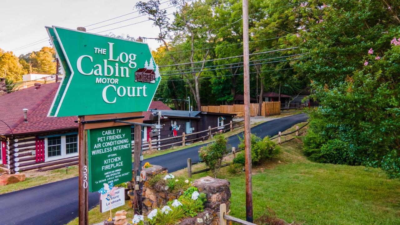 אשוויל Log Cabin Motor Court מראה חיצוני תמונה